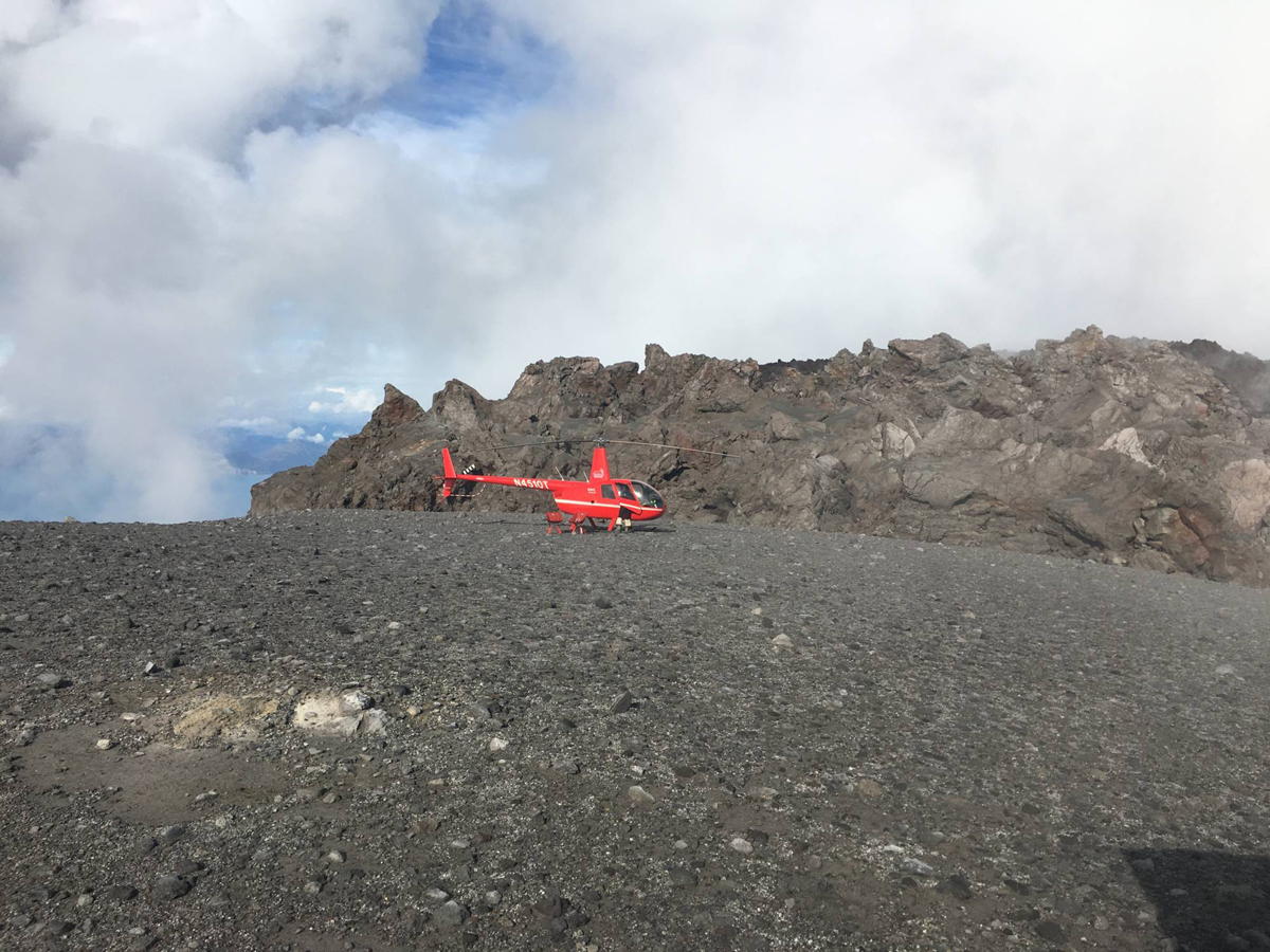 Alaska Volcano Fire Safari with helicopter