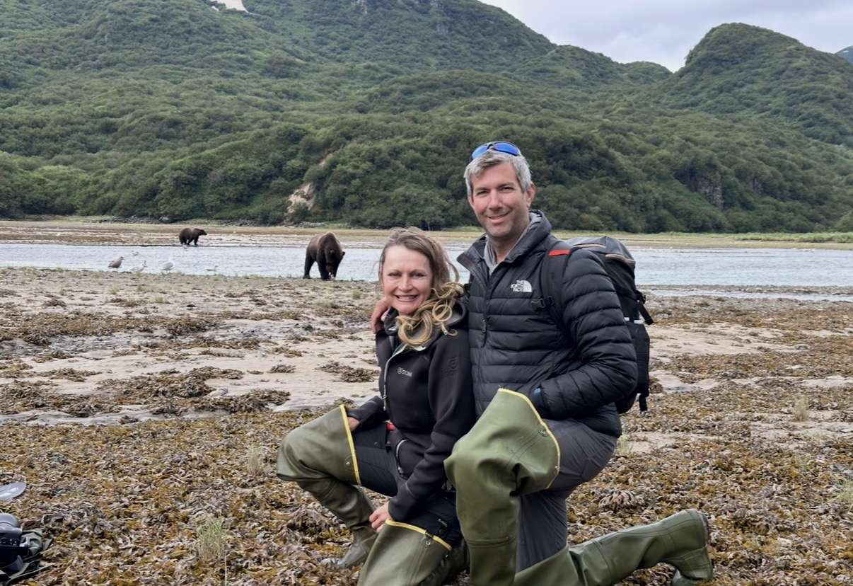 Alaska Ultimate Safaris Bear Viewing Guides in Homer Alaska